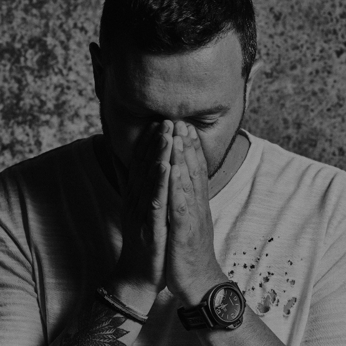 Nic Fanciulli collaborates with Damon Albarn on ?Saying' cover